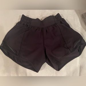 Black Lululemon hotty hot shorts